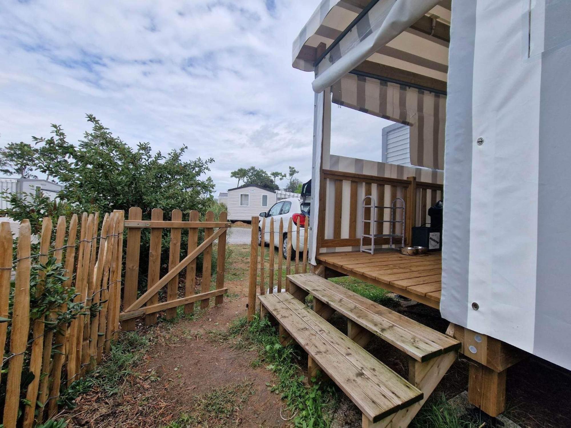 Mobil Home Tout Confort Сен-Ілер-де-Р'єз Екстер'єр фото